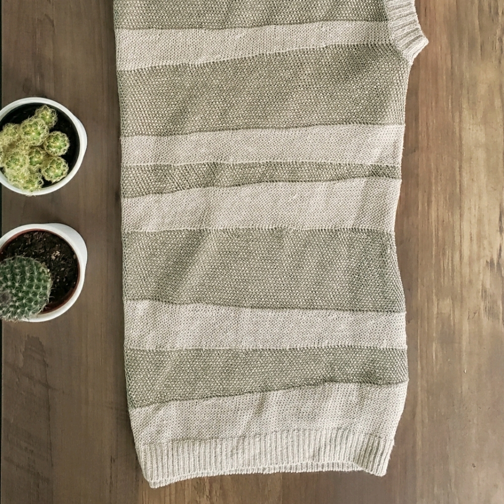 Club Monaco Metal Mesh Sweater Tank - Picture 5 of 11